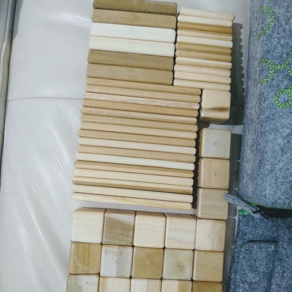 Sold! - Picture 5 of 7